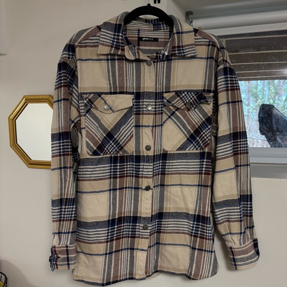 Plaid Shacket Jacket - Picture 2 of 8